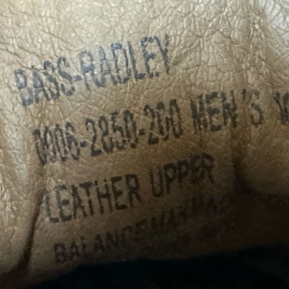 GH Bass & Co. RADLEY Chukka Boots W/Lace Brown Leather Mens Size 10.